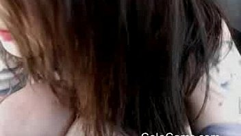 Morena gostosa tatuada peladinha na webcam new