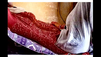 Indian bhabi's sexy body show