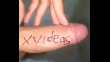 Corrida En El Baño thumbnail