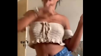 Shortcurtinho em magrinha