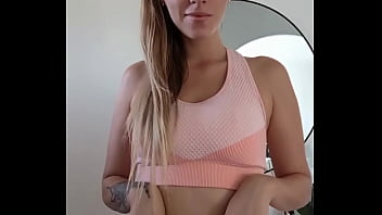 J’aime faire du sport et surtout montrer mon gros