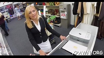 Sex in shop with skank