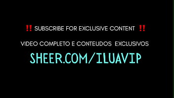 Luana couto com o consolo todo dentro da bucetinha