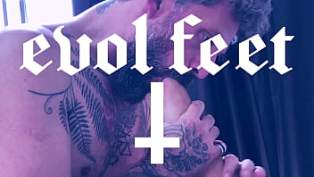 Would you cum on these soles