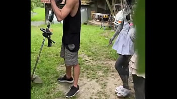 Manu is here for filming something exciting what do you think we’re up to #filming #onsetvibes #creativeenerg