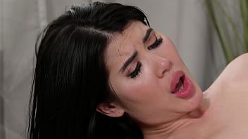 Property boss lady dee tempts her employees into office dp sex gp3077