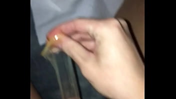 Tirando A Camisinha Sem Ele Ver thumbnail