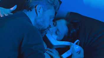 She is a professional at giving footjobs