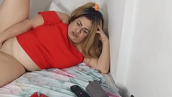 Vivi guedez a naughty mature woman who still lets a young man like her boss