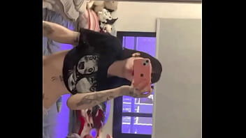 Acordei querendo apanhar de mulher hj