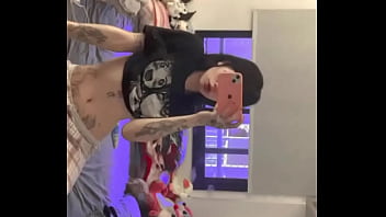 Acordei querendo apanhar de mulher hj