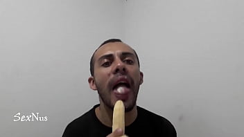 Deliciosa Leche Condensada Que Voy A Comerme Con Un Banano thumbnail