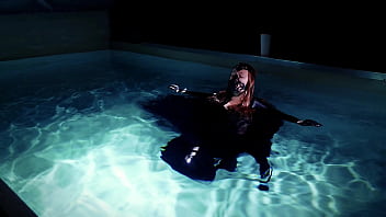 Gothic underwater shooting in swimmimg pool arya grander