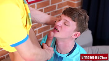 Soccer Players Bareback After Blowjobs thumbnail