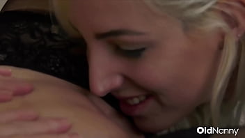 Big Tit Mature Milf Gets Pussy Licked By Blonde Lesbian thumbnail