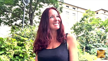 Luciolle somptueuse milf se fait divinement démonter