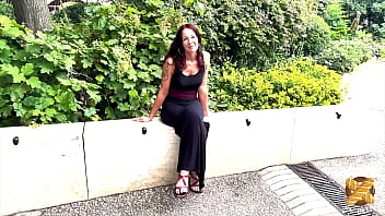 Luciolle somptueuse milf se fait divinement démonter