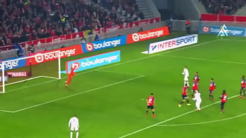 Neymar humilhando ao som de bebida rosa