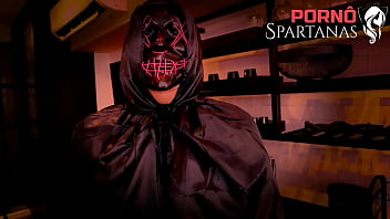 Novinha gostosa salva a humanidade