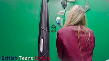 Teen student sucks cock