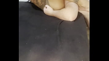 Chupou minha buceta tão gostoso que gozei na boca dele