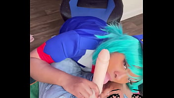 Hot cop slurps you up and squirts on you