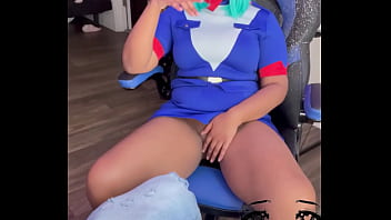 Hot cop slurps you up and squirts on you