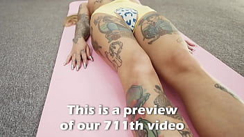 Beautiful inked babe petite body beautiful feet and a puffy pussy