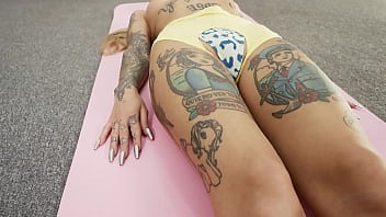 Beautiful inked babe petite body beautiful feet and a puffy pussy