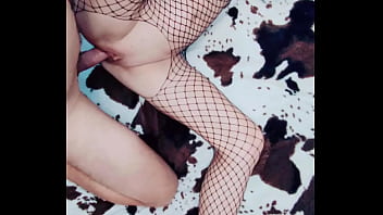 Amateur video with elegant mature girl