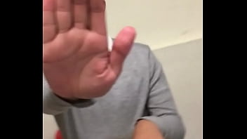 Chino Se Tapa Ante Virginidad No Confesada thumbnail