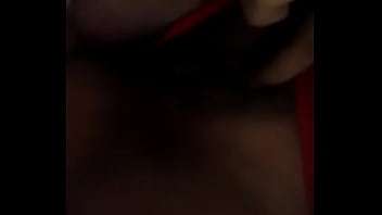 Se masturba para mí x q su marido lo tiene pequeño