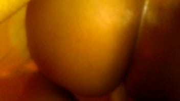 Side bitch queen bee