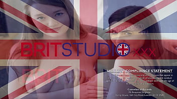 Hot British Phone Engineer Wanks Off Cock Over Her Uniform thumbnail