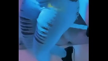 Gwendoline une pute de luxe se déhanche pour vous