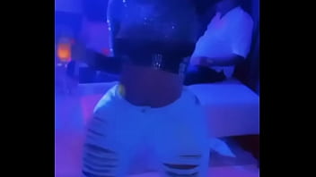 Gwendoline une pute de luxe se déhanche pour vous