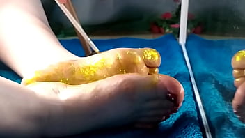 Feetfetish video my foot pampered with oil