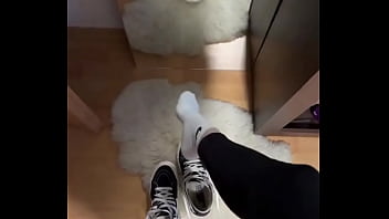 Sunday #feet #feetworld #fetisch girl creator #socks #soles #vans #whitesocks