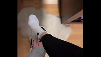 Sunday #feet #feetworld #fetisch girl creator #socks #soles #vans #whitesocks