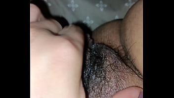 Miren como se moja mi vagina