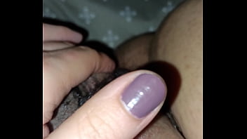 Miren como se moja mi vagina