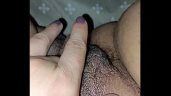 Miren como se moja mi vagina