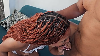 Namorada virgem decide perder a virgindade