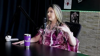 Tinha medo do que iam pensar sempre gostou de gravar o namorado tomou fama de corno raphaela savanah sheer red halloween