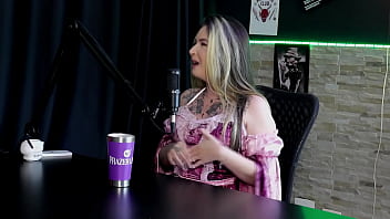 Tinha medo do que iam pensar sempre gostou de gravar o namorado tomou fama de corno raphaela savanah sheer red halloween