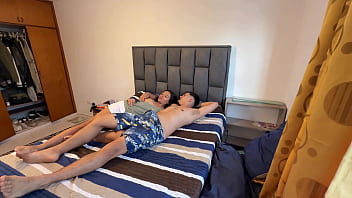 Joven pareja folla hasta el orgasmo