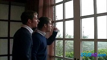 Hot babe fucks stud 0151