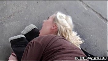 Amateur linda ray drilled by pervert stranger for some cash