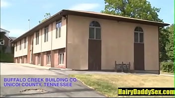 Hairy Worker Gay Sex On The Job thumbnail