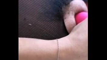 Sentite come gode mentre si masturba